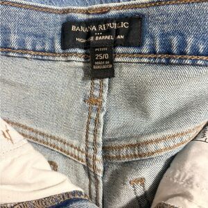 Banana Republic Light Blue Denim Barrel Jeans